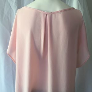 Baby pink top LUSH